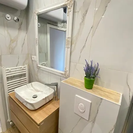 Apartment Lana *